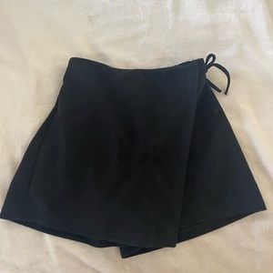 ZARA girls skort (black)